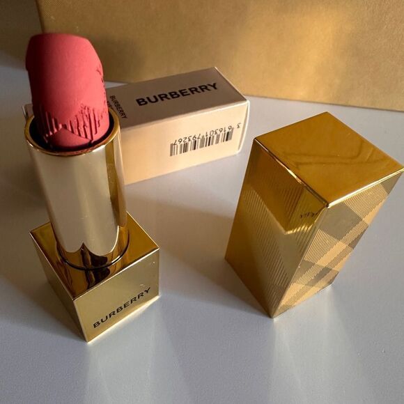 BURBERRY Kisses 38 Matte Rosewood Timeless Elegance - Picture 5 of 16